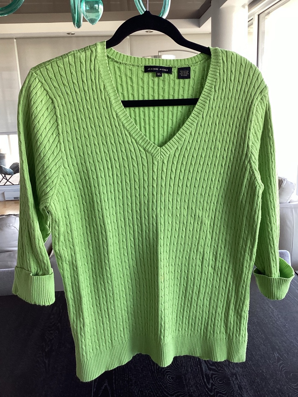 JEANNE PIerre  Cotton Lime Green Cable-Knit V-Neck Sweater. NWOT